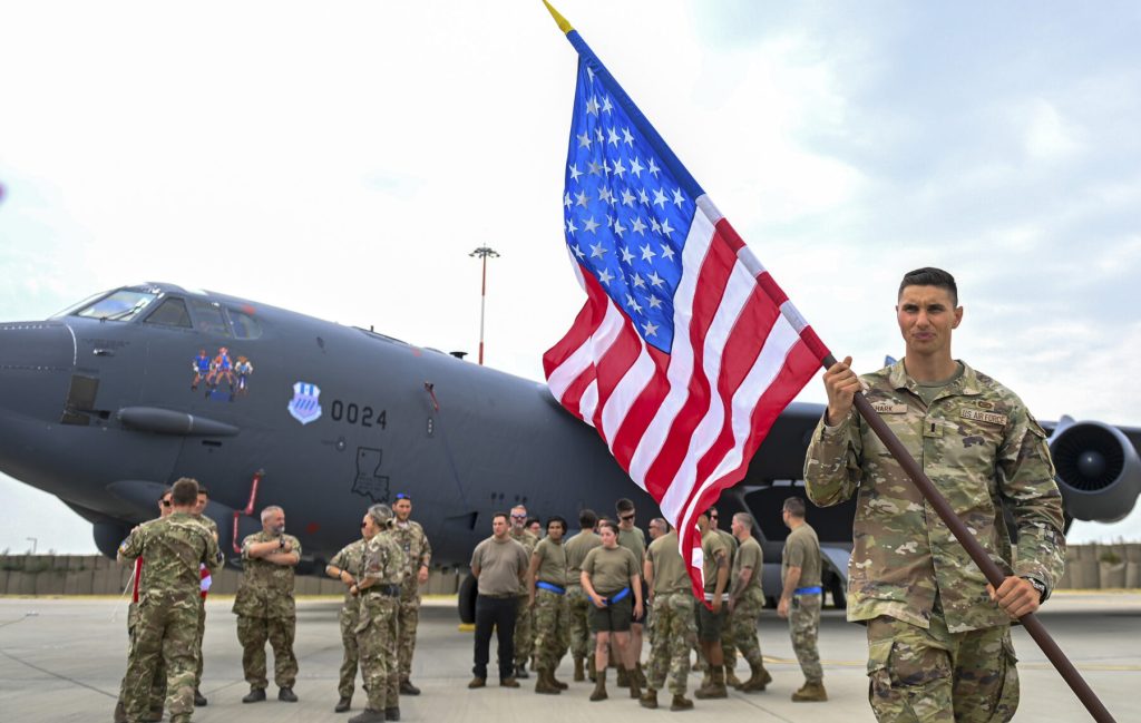 Ministerul Apărării de la Sofia a anunțat recent o mutare strategică care a stârnit numeroase discuții în rândul experților militari și diplomatici din regiune: relocarea avioanelor cisternă americane pe un aeroport militar bulgar