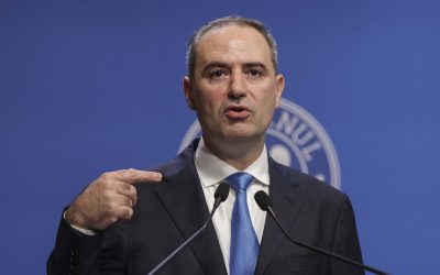 Ministrul Finanțelor, Alexandru Nazare, a trecut cu bine peste incidentul rutier în care a fost implicat în această dimineață, activitatea sa urmând să continue conform programului stabilit, anunță oficialii