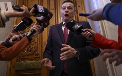 Grindeanu acuză lideri PNL că trimit „bezele” către AUR