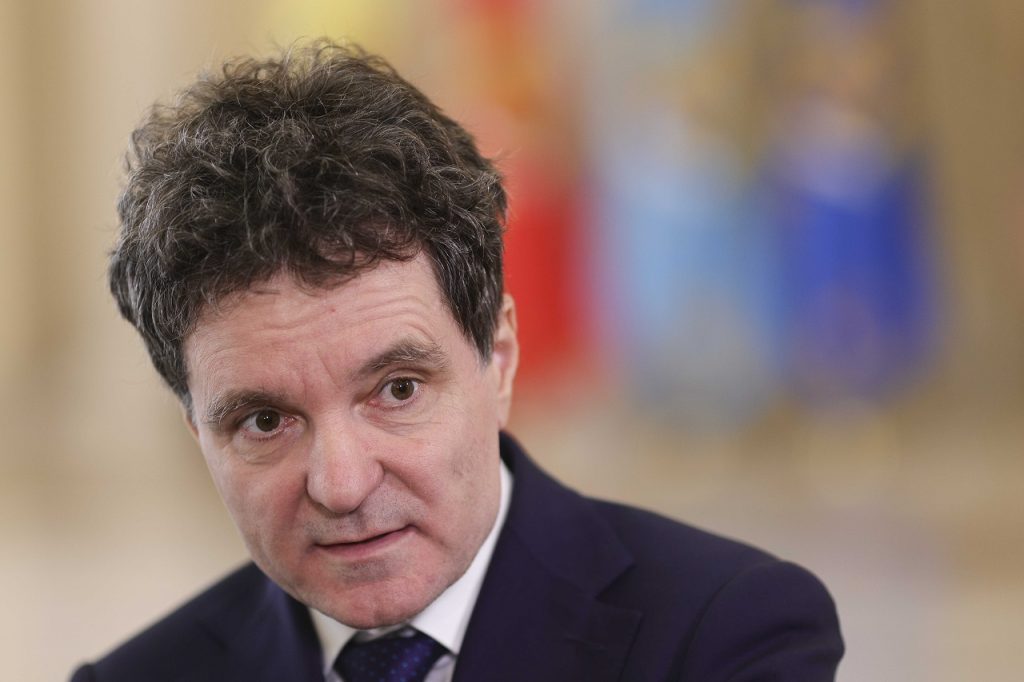 România se alătură inițiativei internaționale pentru asigurarea libertății de navigație în Strâmtoarea Ormuz Președintele României, Nicușor Dan, a anunțat oficial că țara noastră se alătură apelului internațional alături de Marea Britanie, Franța, Germania, Italia, Olanda și Japonia, pentru protejarea libertății de navigație în Strâmtoarea Ormuz