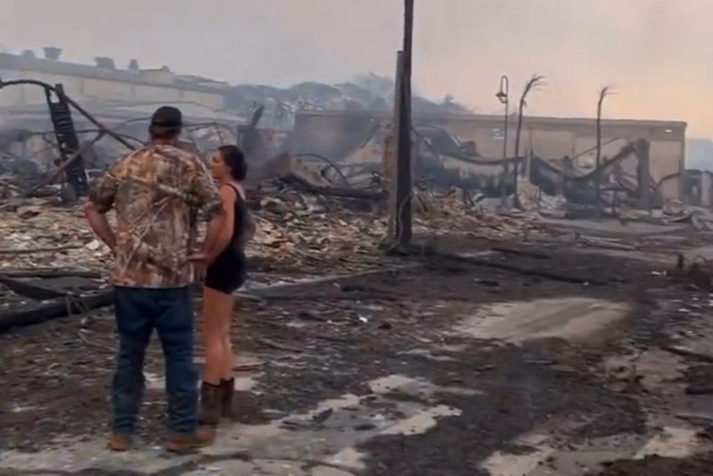 Insula Hawaii în alertă maximă: ploi torențiale provoacă evacuări masive și pericol pentru barajul Wahiawa Insula Oahu, una dintre cele mai populate și reprezentative din arhipelagul hawaiian, traversează o noapte de coșmar după ce ploile abundente au transformat peisajul în infern