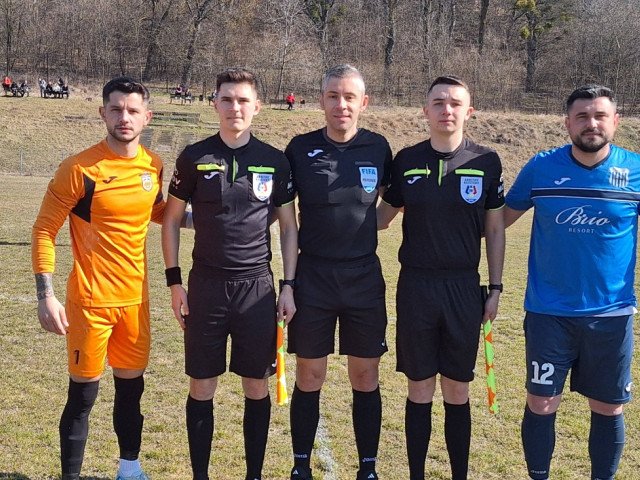 Radu Petrescu arbitrează în Liga a 2-a după suspendarea.