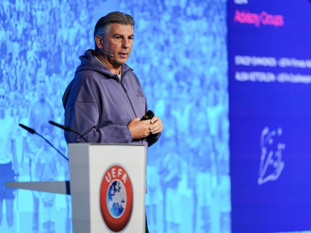 Ionuț Lupescu cere explicații de la FRF și CCA după decizia de arbitraj din Rapid – Dinamo 3-2