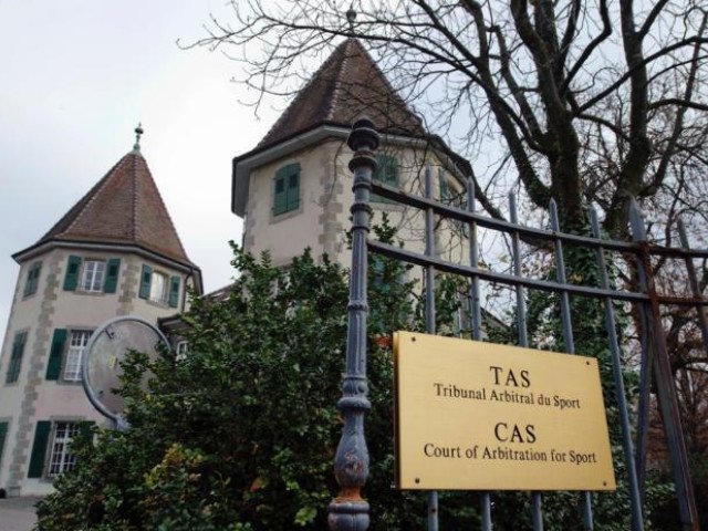 Direct de pe teren, în meciul de marți seară, situația devine tot mai tensionată pentru formația CFR Cluj