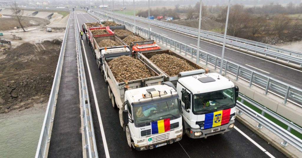 Noul pod transfrontalier peste râul Tisa, între România și Ucraina, ar putea fi inaugurat oficial pe 15 iunie, marcând un pas important în dezvoltarea infrastructurii de legătură dintre cele două țări