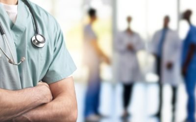 Pedepse mai dure pentru agresarea medicilor, protecție similară cu cea a polițiștilor