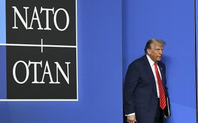 Donald Trump contestă susținerea SUA pentru NATO: „Poate nu trebuie să mai fim acolo”