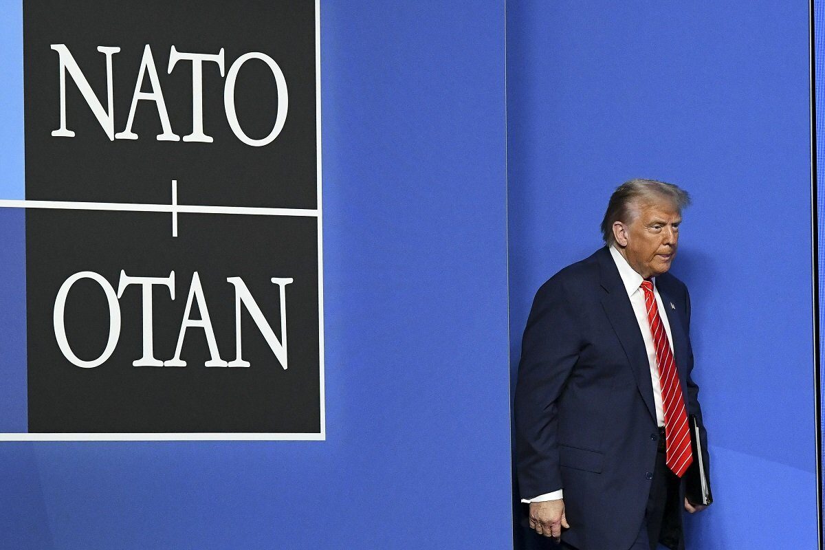 Donald Trump contestă susținerea SUA pentru NATO: „Poate nu trebuie să mai fim acolo”