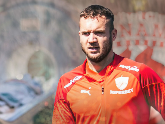 Ioan Andone lansează un avertisment dur despre șansele lui George Pușcaș la Dinamo: „Nu o văd bine” Fostul antrenor Ioan Andone, cunoscut pentru abordările sale directe și pentru sinceritatea fără menajamente, a avut recent declarații dure cu privire la situația actuală a lui George Pușcaș, atacantul de 23 de ani care a avut o carieră în continuă ascensiune înainte de a ajunge la Dinamo