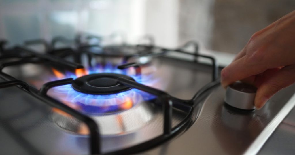 Prețul gazelor naturale ar putea fi plafonat la nivel european, în contextul recentului val de creșteri pe piața de energie, declanșat de escaladarea conflictului din Orientul Mijlociu