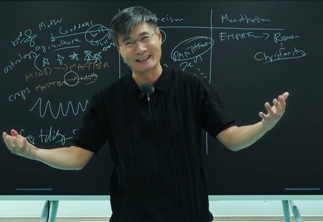 Un profesor chinez, cunoscut în mediul online drept „Nostradamus al Chinei”, a devenit recent subiect de interes major după ce predicțiile sale despre evoluțiile geopolitice par să se fi adeverit