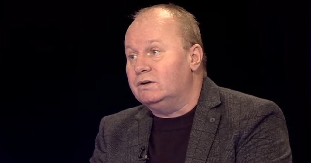 Bugetul pentru 2026, în formare: o abordare mai realistă debatează viitorul finanțelor publice din România Guvernul român se află în plină etapă de elaborare a bugetului pentru anul viitor, iar noile planuri financiare indică o schimbare de strategie în modul de administrare a fondurilor publice