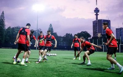 Bulgaria stabilește un record improbabil în fotbalul internațional, învingându-și adversarii cu scorul remarcabil de 10-2 într-un meci ce a stârnit controverse și admirație deopotrivă