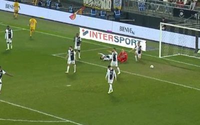 Final dramatica în derby-ul de gală: FC Universitatea Craiova și FCSB s-au înfruntat în unul dintre cele mai spectaculoase meciuri ale sezonului, iar rezultatul a fost decis în minutul prelungirilor, după o luptă intensă și schimb de goluri incredibile
