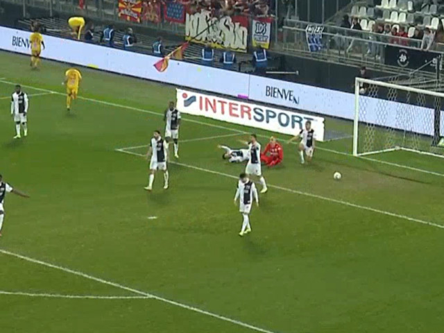 Final dramatica în derby-ul de gală: FC Universitatea Craiova și FCSB s-au înfruntat în unul dintre cele mai spectaculoase meciuri ale sezonului, iar rezultatul a fost decis în minutul prelungirilor, după o luptă intensă și schimb de goluri incredibile