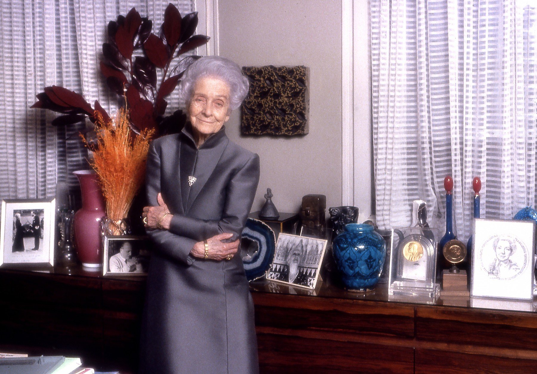 Cercetătoarea Rita Levi-Montalcini, dată afară din universitate, a câștigat Nobelul