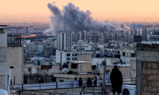 China trimite un emisar pentru mediere în conflictul din Orientul Mijlociu Pe fondul tensiunilor tot mai crescute din Orientul Mijlociu, China a făcut un pas semnificativ prin decizia de a trimite un emisari pentru a încerca să medieze conflictul deschis dintre Statele Unite, Israel și Iran