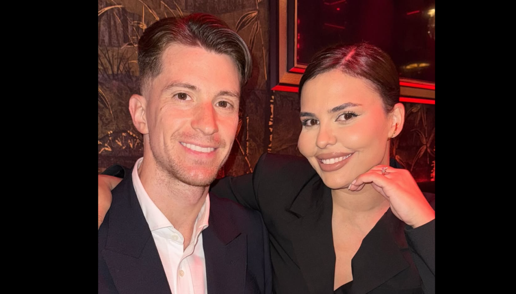 Anunț surprinzător pe rețelele sociale: Rareș Cojoc confirmă divorțul de Andreea Popescu după o căsnicie de zece ani Viața personală a cunoscutului client influencer și fostul concurent de reality show, Rareș Cojoc, s-a transformat din nou într-un subiect de interes public