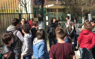 Sindicatele din Educație pregătesc boicotarea simulărilor naționale pentru anul școlar 2023-2024 Liderii sindicatelor din învățământ anunță o poziție fermă împotriva organizării simulărilor pentru examenele naționale de la finalul gimnaziului și liceului