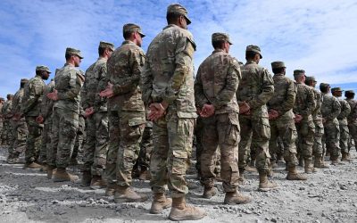 În epoca geopoliticii complexe și a noilor provocări militare, poderile lumii își mențin și chiar își intensifică investițiile în armament, reflectând astfel strategii de consolidare a influenței și apărare națională
