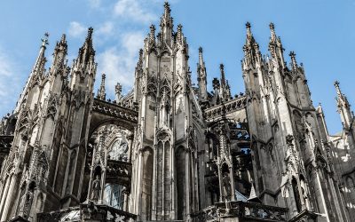 Catedrala Notre-Dame din Paris, emblematicul monument gotic înălțat în 1880 și inclus în Patrimoniul Mondial UNESCO, urmează să introducă pentru prima dată o taxă de vizitare