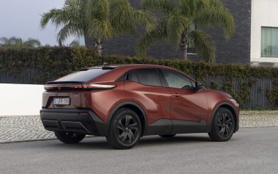 Toyota face un pas important în segmentul electric, unde fiabilitatea sa legendară și eficiența hibride sunt deja binecunoscute