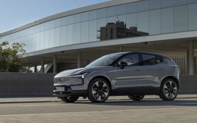 Volvo a anunțat recent o rechemare a modelului electric EX30, din cauza unui potențial risc de supraîncălzire a bateriilor, o problemă care ridică semne de întrebare privind siguranța și fiabilitatea vehiculelor electrice în 2026