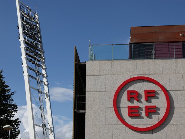 Spania suspendă colaborarea cu Iranul după incidentul rachetei pe teritoriul turc Tensiunile regionale au escaladat brusc după ce Iranul a lansat o rachetă care a traversat spațiul aerian Turciei, eveniment ce a determinat oficialii spanioli să ia decizii drastice privind cooperarea cu Teheranul