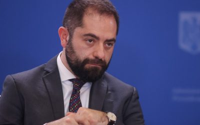 Creșterea prețurilor la combustibil pune România în alertă: Guvernul trebuie să acționeze cu prudență și strategie În condițiile în care prețurile la carburanți au început să urce semnificativ în ultimele săptămâni, impactul asupra consumatorilor și asupra economiei naționale devine tot mai accentuat