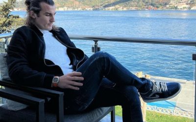 Dezastru total pentru selecționata României după ce un jucător emblematic, Adrian Petre, a fost concediat peste noapte de clubul său turc, confruntându-se cu o situație dificilă pe plan internațional