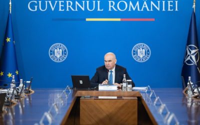 Guvernul a adoptat, joi seară, bugetul de stat pentru anul 2026, în cadrul unei ședințe care a fost convocată aproape de miezul nopții, după mai multe amânări succesive cauzate de situația politică complicată și de prezența președintelui ucrainean Volodimir Zelenski în vizită oficială în România