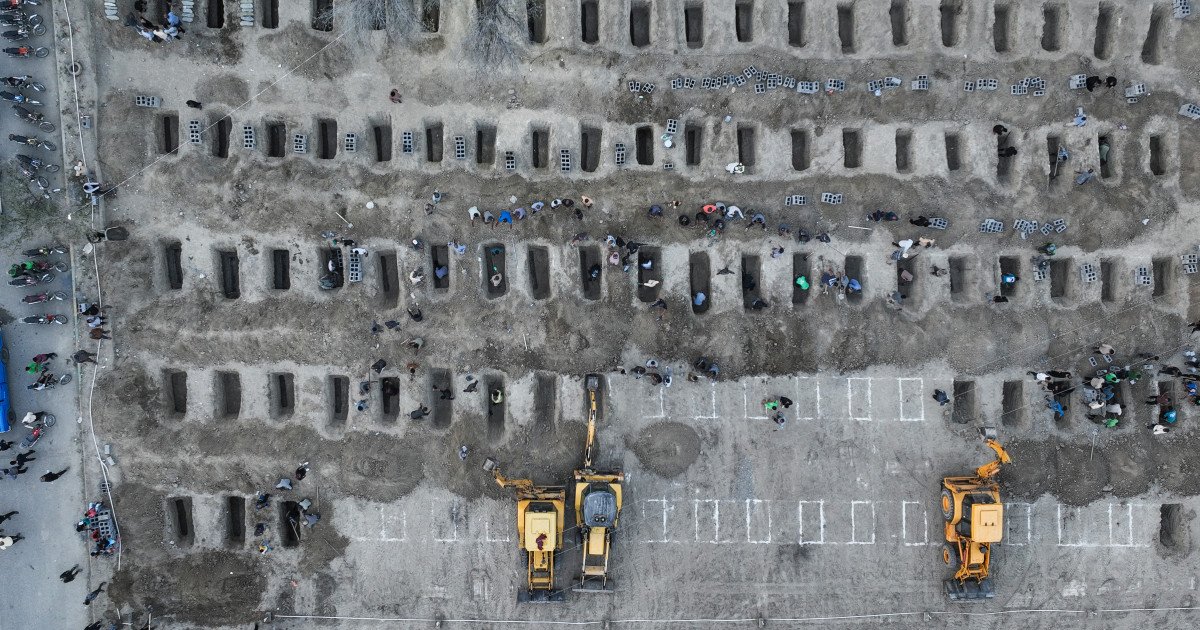 Bombardament devastator asupra unei școli din Iran: analiza imaginilor satelitare relevă mai multe ținte Un atac aerian asupra unei școli din Iran a lăsat în urmă peste 165 de victime, majoritatea elevi, într-un eveniment care a smuls o reacție puternică din partea comunității internaționale