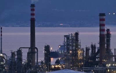 Prețul petrolului depășește 90 de dolari pe baril, cel mai mare din 2021
