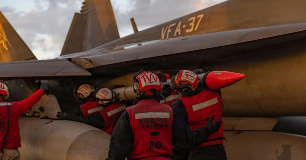 Statele Unite au investit aproape 3,7 miliarde de dolari în doar primele 100 de ore ale operațiunilor militare împotriva Iranului, o cifră care subliniază amploarea eforturilor americane de a contracara influența Teheranului în regiune