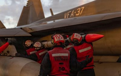 Statele Unite au investit aproape 3,7 miliarde de dolari în doar primele 100 de ore ale operațiunilor militare împotriva Iranului, o cifră care subliniază amploarea eforturilor americane de a contracara influența Teheranului în regiune