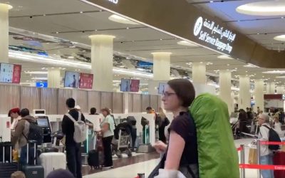 Criza aeriană cauzată de tensiunile din Orientul Mijlociu afectează și cetățenii americani blocați în Emiratele Arabe Unite, care acuză lipsa de sprijin din partea autorităților din Statele Unite ale Americii