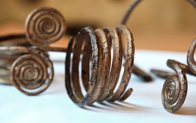 O descoperire care răstoarnă înțelegerile despre epoca bronzului: artefacte din această perioadă, deseori atribuite fierului, ar putea fi de fapt realizate dintr-un material provenit din spațiul cosmic