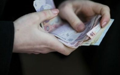 Schimbări radicale în beneficiile angajaților: bonurile de masă au fost reduse de la 25 la 5 lei în cadrul unei companii multinaționale Într-o mutație surprinzătoare care a stârnit valuri de nemulțumire în rândul angajaților, o companie multinațională cu sedii în Brașov și Sibiu a decis reducerea substanțială a valorii bonurilor de masă