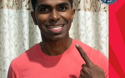 Un bărbat din Malaezia, recunoscut recent de Guinness World Records, a făcut senzație printr-un detaliu incredibil legat de dentiție: a reușit să-și convingă organizația de prestigiu că are nu mai puțin de 42 de dinți în gură, cu 10 mai mulți decât media populației, stabilind astfel un nou record mondial