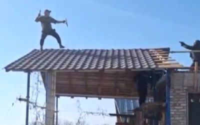 Un incident extrem de tensionat a avut loc sâmbătă în satul Poiana Lacului, din județul Argeș, provocând panică în rândul localnicilor și mobilizând autoritățile