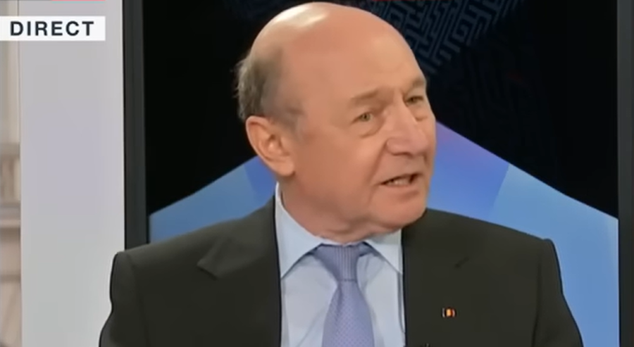 Băsescu critică cheltuielile statului, reclamă sporurile și recomandă măsuri