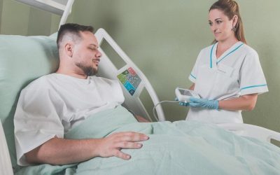 Ministrul Sănătății, Alexandru Rogobete, a anunțat vineri extinderea rețelei de Unități de Supraveghere și Tratament Avansat al Pacienților Cardiaci Critici (AP-USTACC), în cadrul unei inițiative menite să eficientizeze și să crească capacitatea sistemului medical românesc de a răspunde urgențelor cardiovasculare