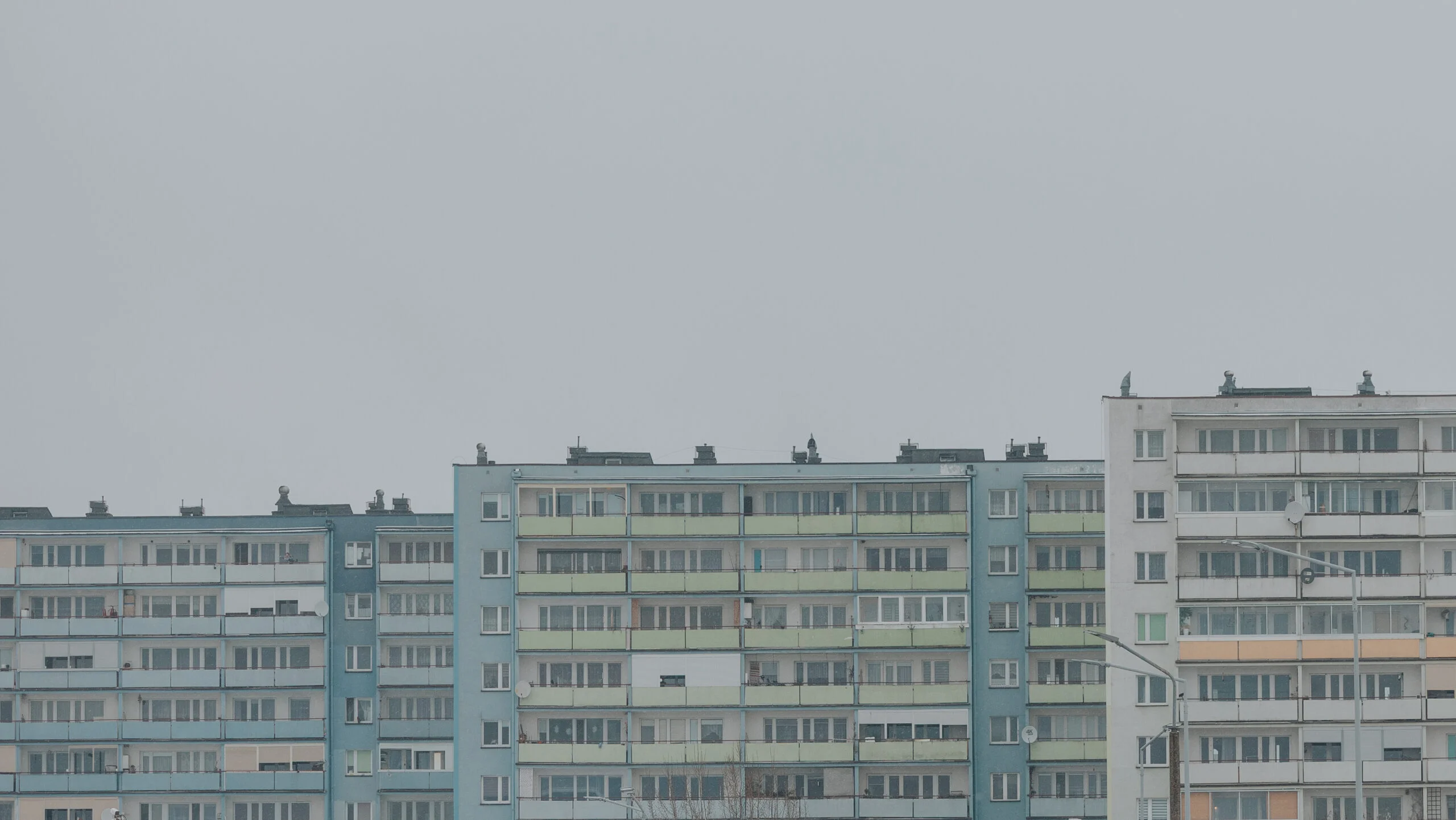 Cheltuielile „la cotă” în asociațiile de proprietari: cum se determină și de ce sunt importante pentru fiecare locatar Multe apartamente din România plătesc în fiecare lună costuri de întreținere în care se face adesea referire la „cheltuieli la cotă”