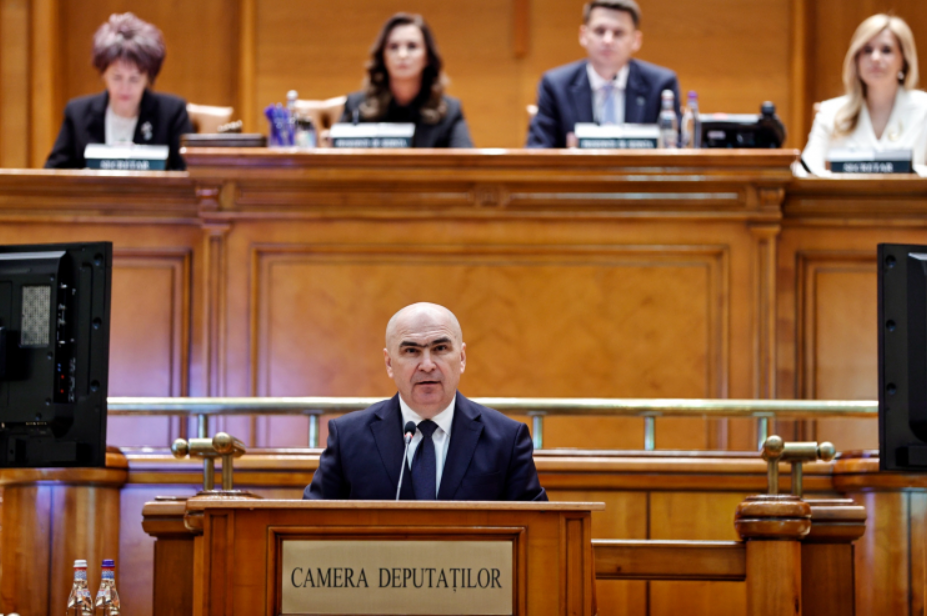 Parlamentul României a adoptat bugetul pentru anul 2026, după zile întregi de tensiuni politice și negocieri intense, marcând un moment decisiv în gestionarea finanțelor publice pe termen mediu