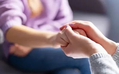 O problemă tot mai discutată în comunitatea medicală și din ce în ce mai prezentă în conștientizarea publicului este legată de siguranța produselor de uz cotidian și posibila lor contribuție la riscul de cancer