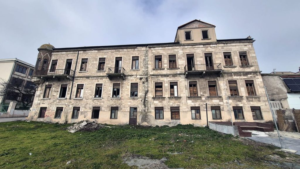 Casa Alleon din Constanța, de la cămin la sediu de judecată, restaurarea întârzie din 2024