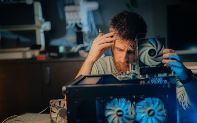 Achiziția componentelor second-hand pentru PC poate părea o soluție economică, mai ales în contextul creșterii semnificative a prețurilor la hardware-ul nou