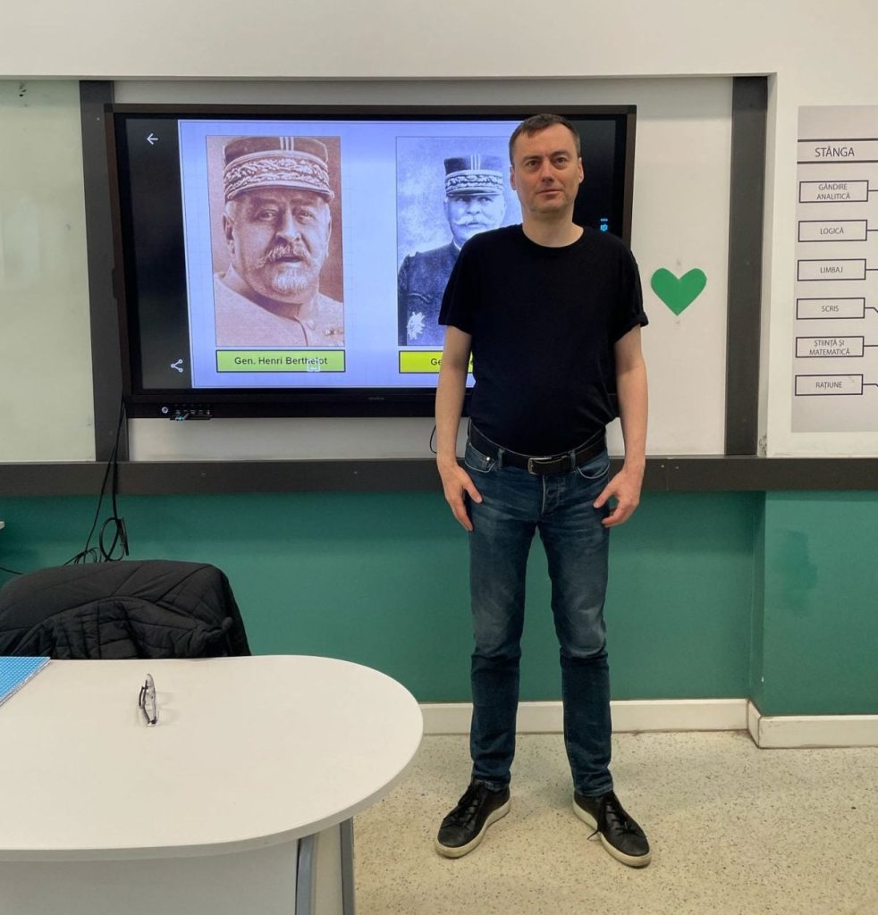 Răsturnare de situație în cazul scandalului de la Colegiul Național „George Coșbuc”: profesorul Corneliu Riegler scapă de restricțiile impuse după incidentul cu Mara Bănică Un incident grav care părea să polarizeze opinia publică și să creeze tensiuni majore în cadrul Colegiului Național „George Coșbuc” din București a primit o rezolvare surprinzătoare, după ce instanța a decis anularea restricțiilor impuse profesorului Corneliu Riegler