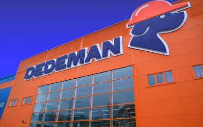 Consiliul Concurenței analizează o possible consolidare majoră pe piața retailului din România, după ce a fost anunțată intenția Pavăl Holding SRL de a prelua grupul Carrefour în țară