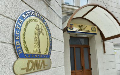 Fost șef de vamă din Portul Constanța, arestat pentru mită